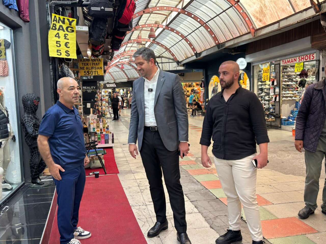 Marmaris’in Kapalı Çarşı Esnafı Üstün Açılmasından Rahatsız 4